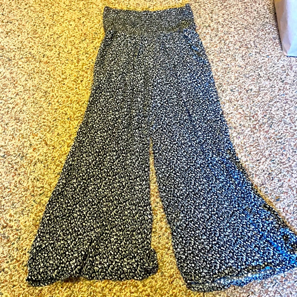 Cute Capri floral pants